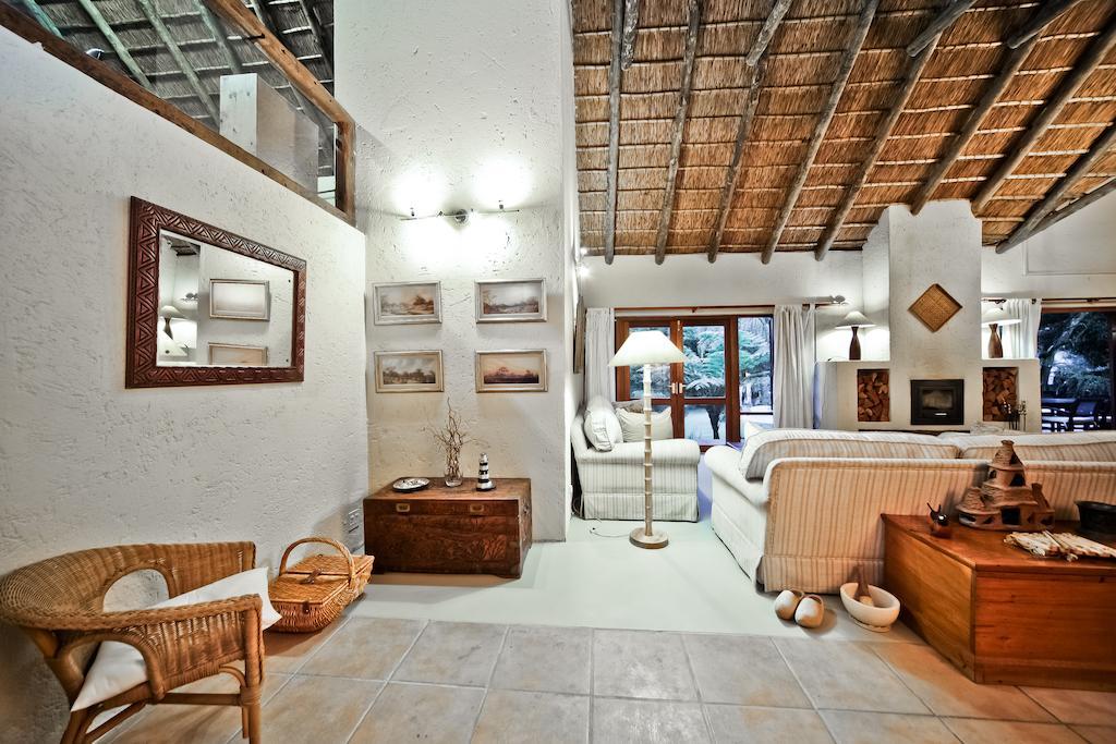 50 On Shepherd Boutique Guest House Сандтън Екстериор снимка