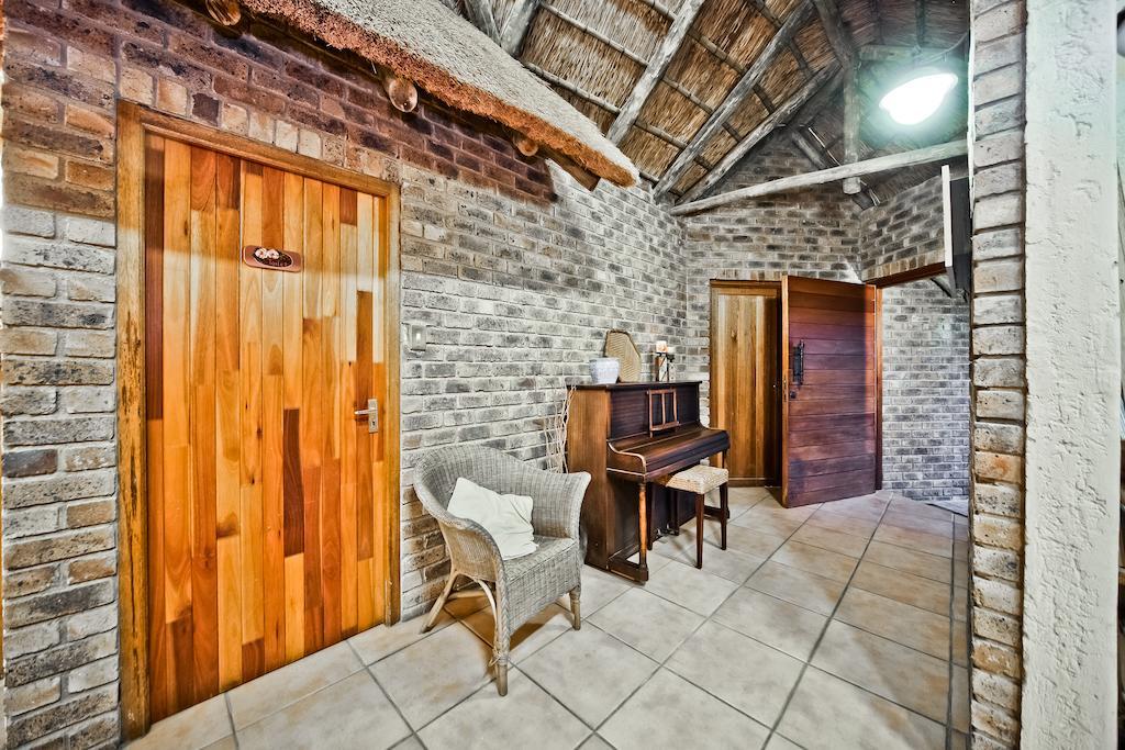 50 On Shepherd Boutique Guest House Сандтън Екстериор снимка
