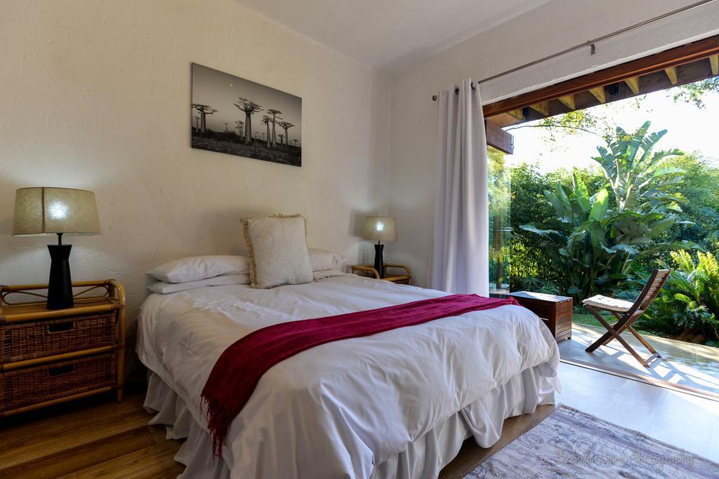 50 On Shepherd Boutique Guest House Сандтън Екстериор снимка