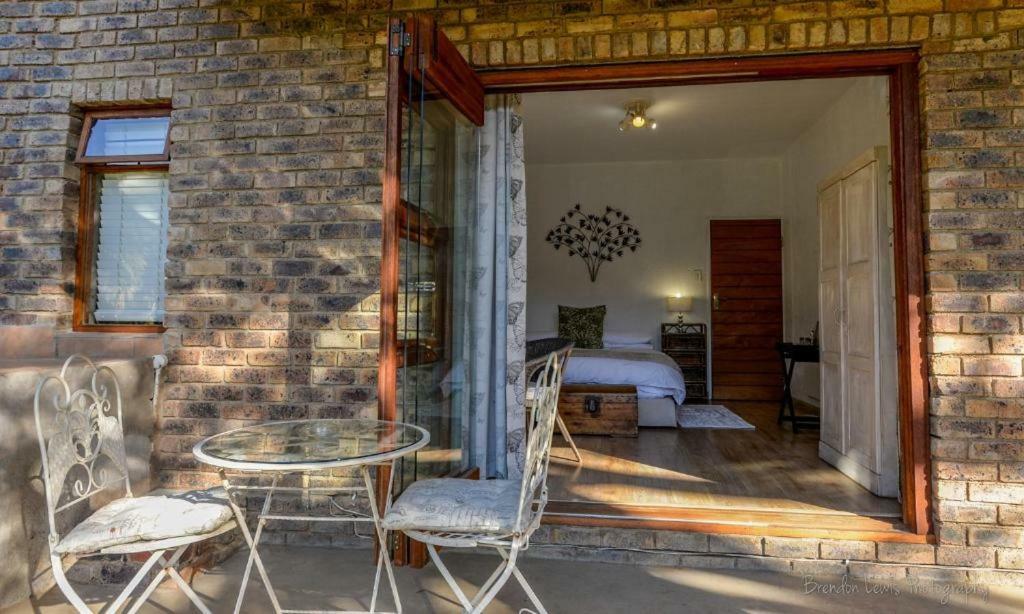 50 On Shepherd Boutique Guest House Сандтън Екстериор снимка