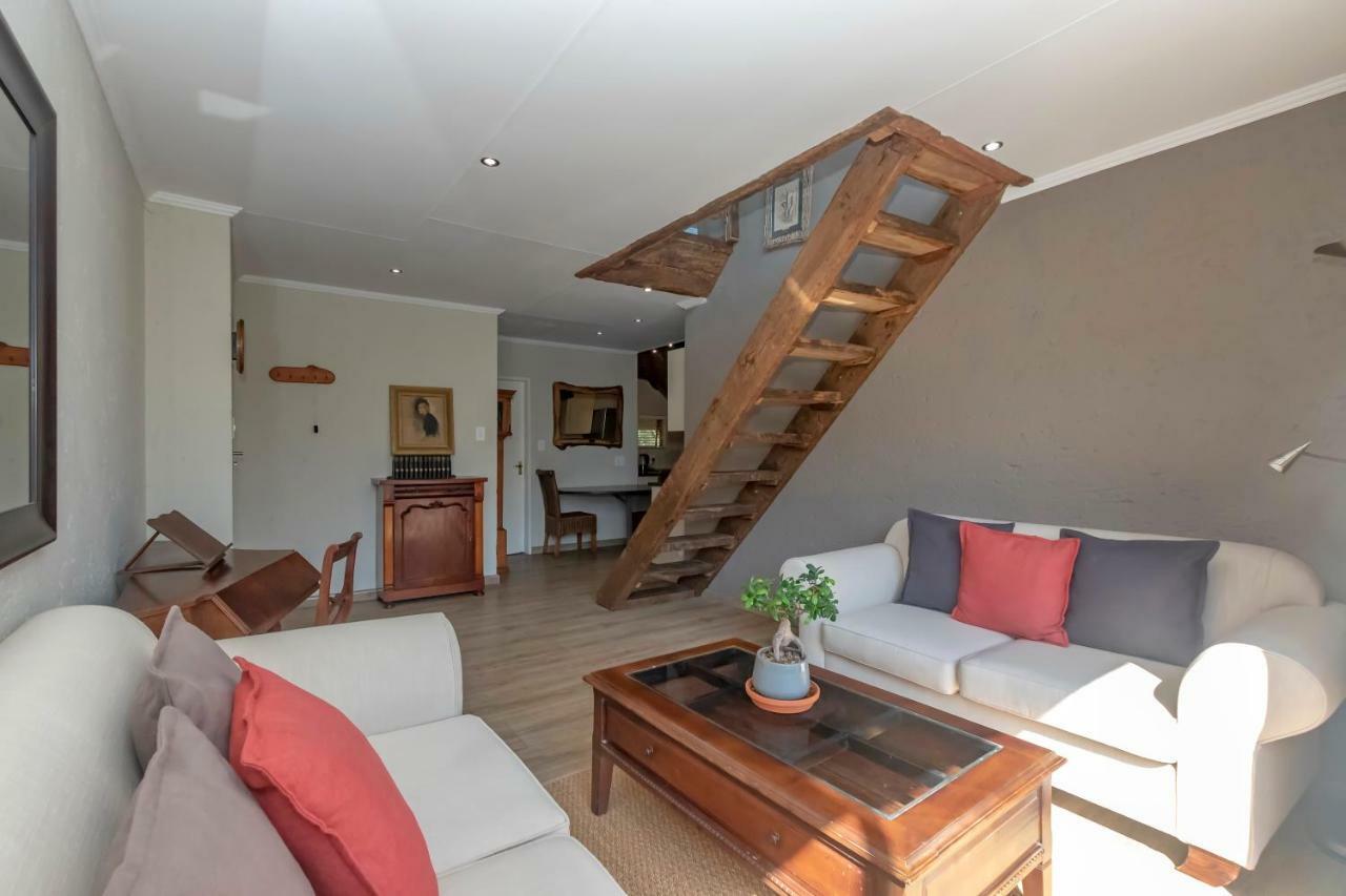 50 On Shepherd Boutique Guest House Сандтън Екстериор снимка